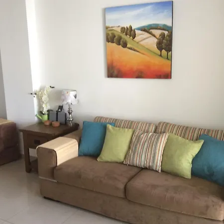 Oracle Exclusive B101 Apartment